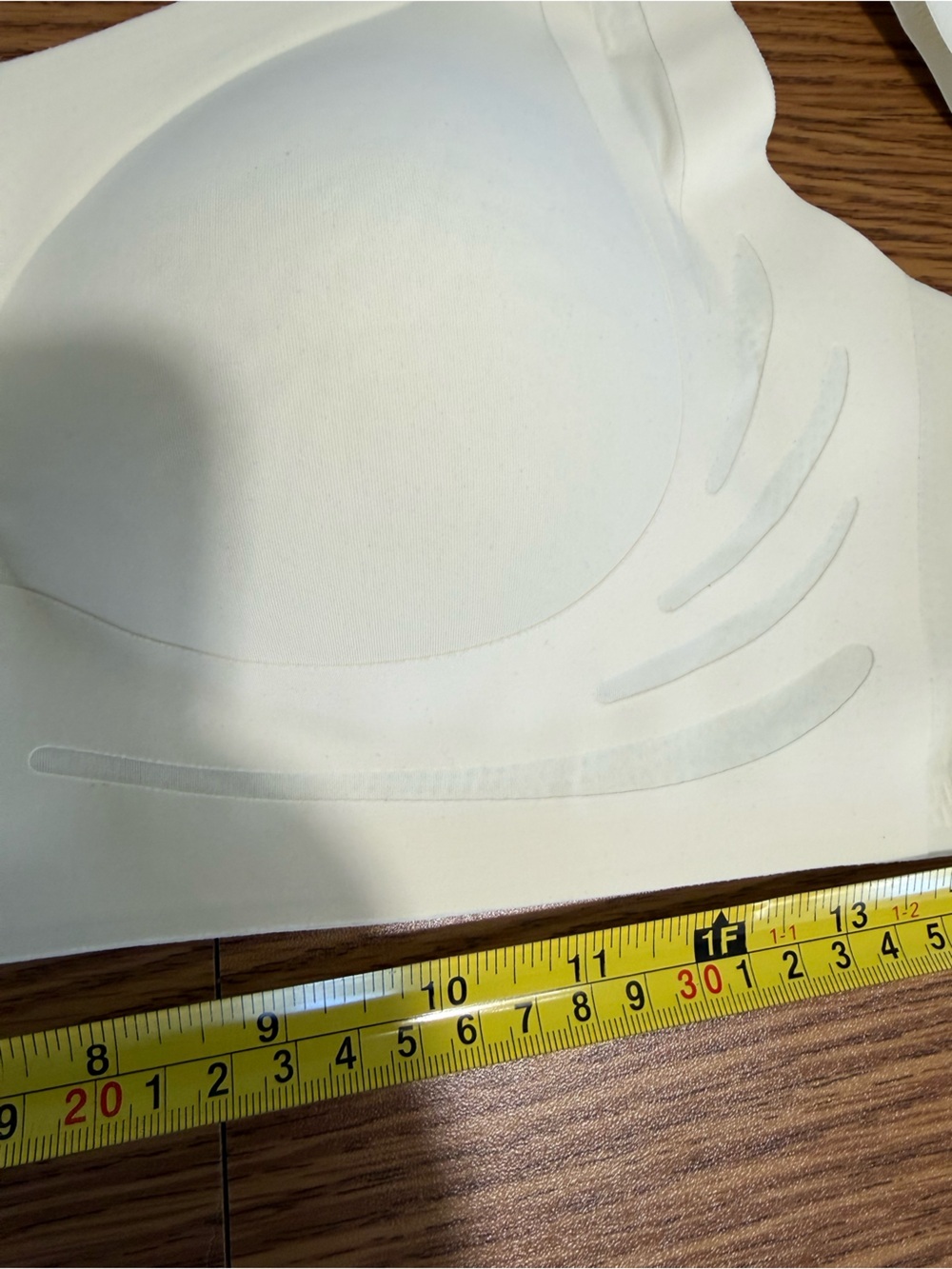 NWOT L or 38 B/C Super Soft Laser Cut Seams, 4x4 hook rows, Extra Support. - Picture 4 of 9